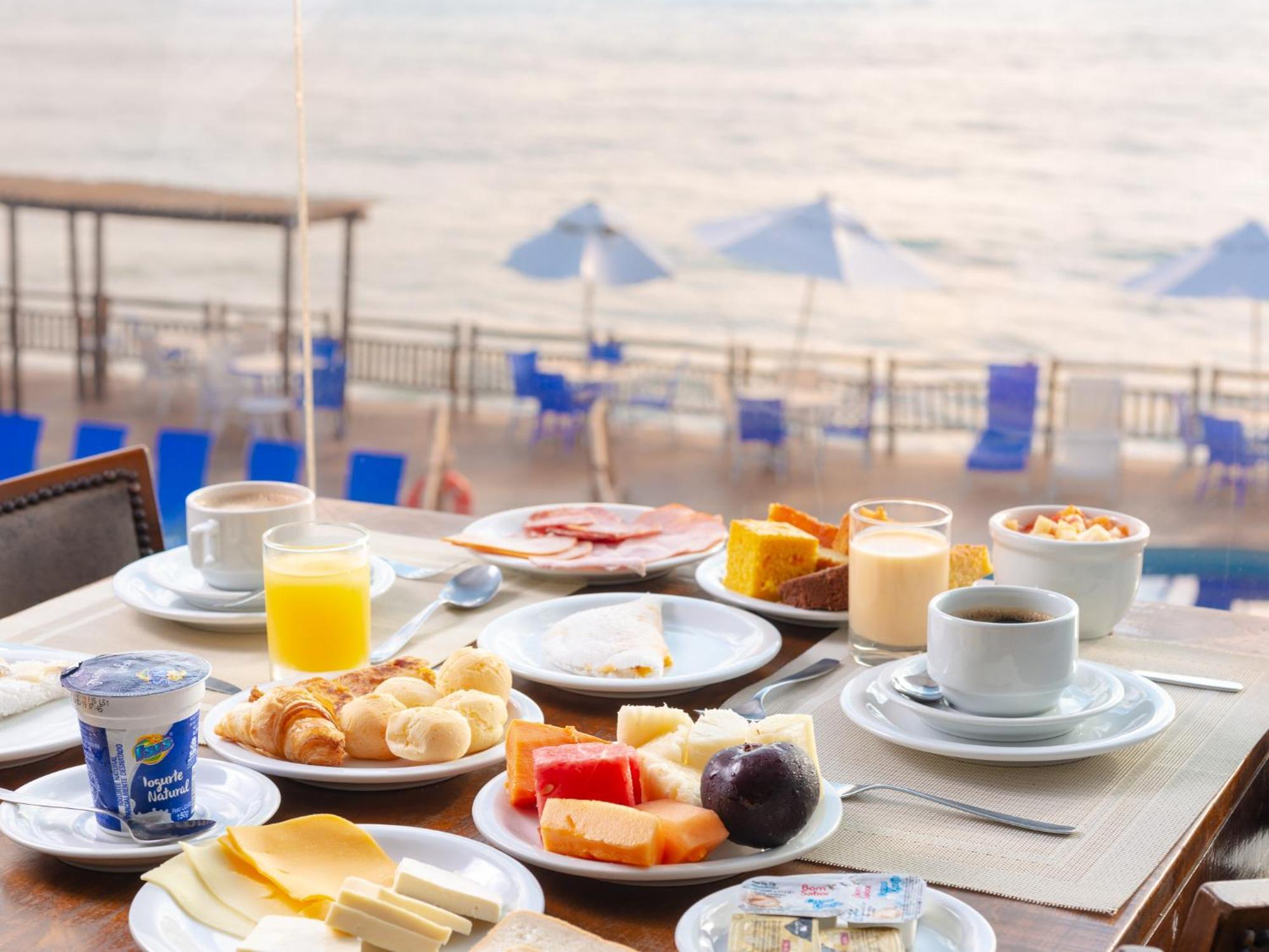 Ocean Palace All Inclusive Premium Natal Exterior foto A typical continental breakfast